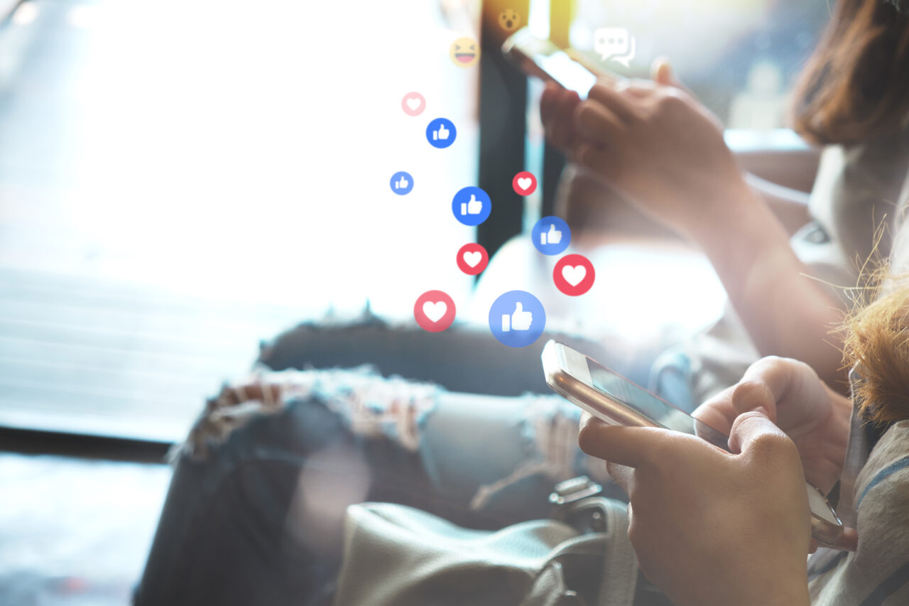 The Impact of Social Media on Mental Health - Momentum Counselling